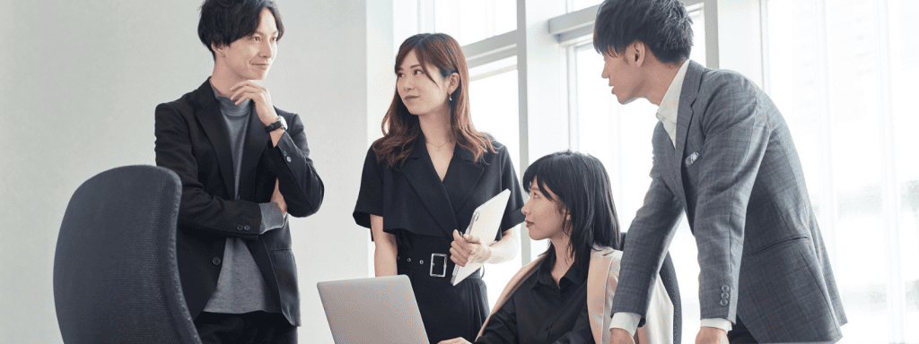 7 Cara Terlihat Profesional di Tempat Kerja